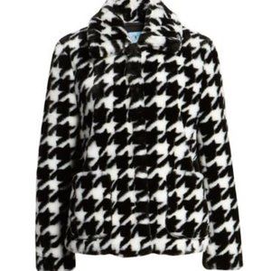 CECE BY CYNTHIA STEFFE Faux Fur Houndstooth Jacket In Rich Black And White SMALL